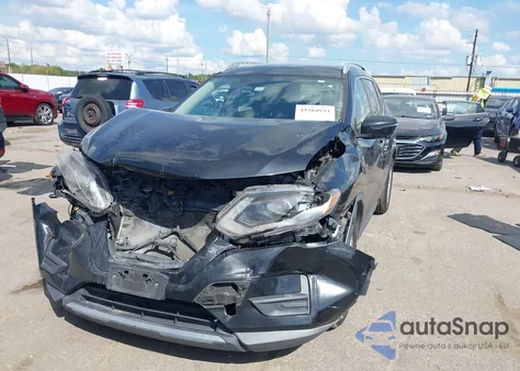 2017 Nissan Rogue Sv z USA, uszkodzony, nr VIN KNMAT2MT1HP508377